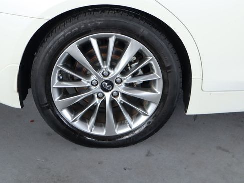 Used 2019 INFINITI Q50 Luxe w/ Cargo Package (L96) RWD image 5