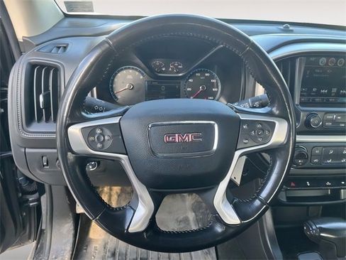 Used 2018 GMC Canyon SLE w/ SLE Convenience Package image 15