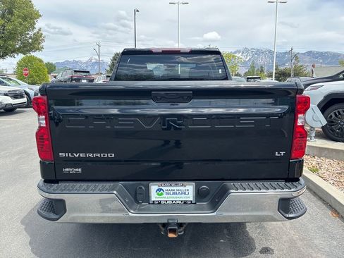 Used 2023 Chevrolet Silverado 1500 LT AWD/4WD image 9