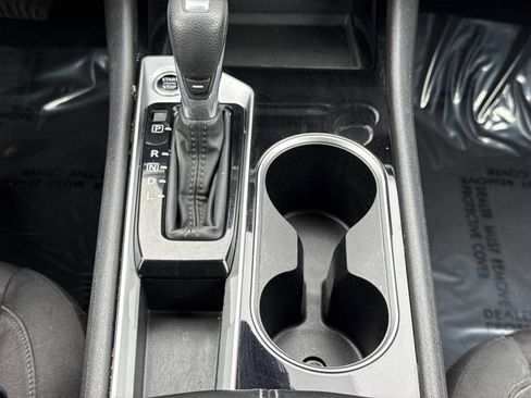 Used 2024 Nissan Altima 2.5 SV image 13