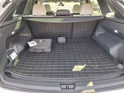 New 2026 Volkswagen Atlas Cross Sport SEL Premium R-Line image 26