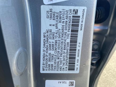 Used 2025 Honda Civic Sport image 27