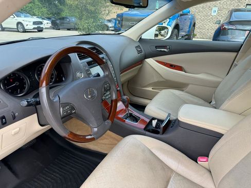 Used 2011 Lexus ES 350 FWD image 11