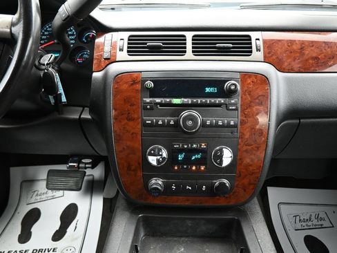 Used 2012 Chevrolet Tahoe LT AWD/4WD image 19