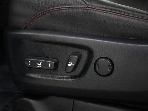 Used 2024 Toyota 4Runner TRD Off-Road Premium image 28