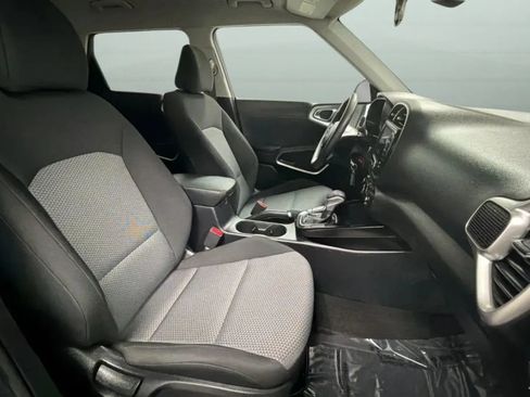 Used 2023 Kia Soul LX w/ LX Technology Package FWD image 20