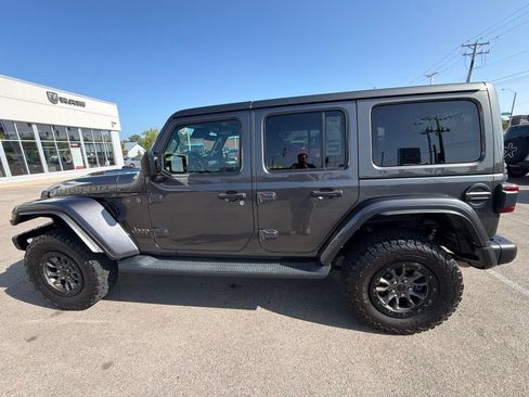 Used 2021 Jeep Wrangler Unlimited Rubicon w/ Dual Top Group AWD/4WD image 9