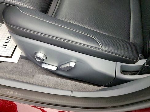 Used 2024 Lucid Air Pure image 11