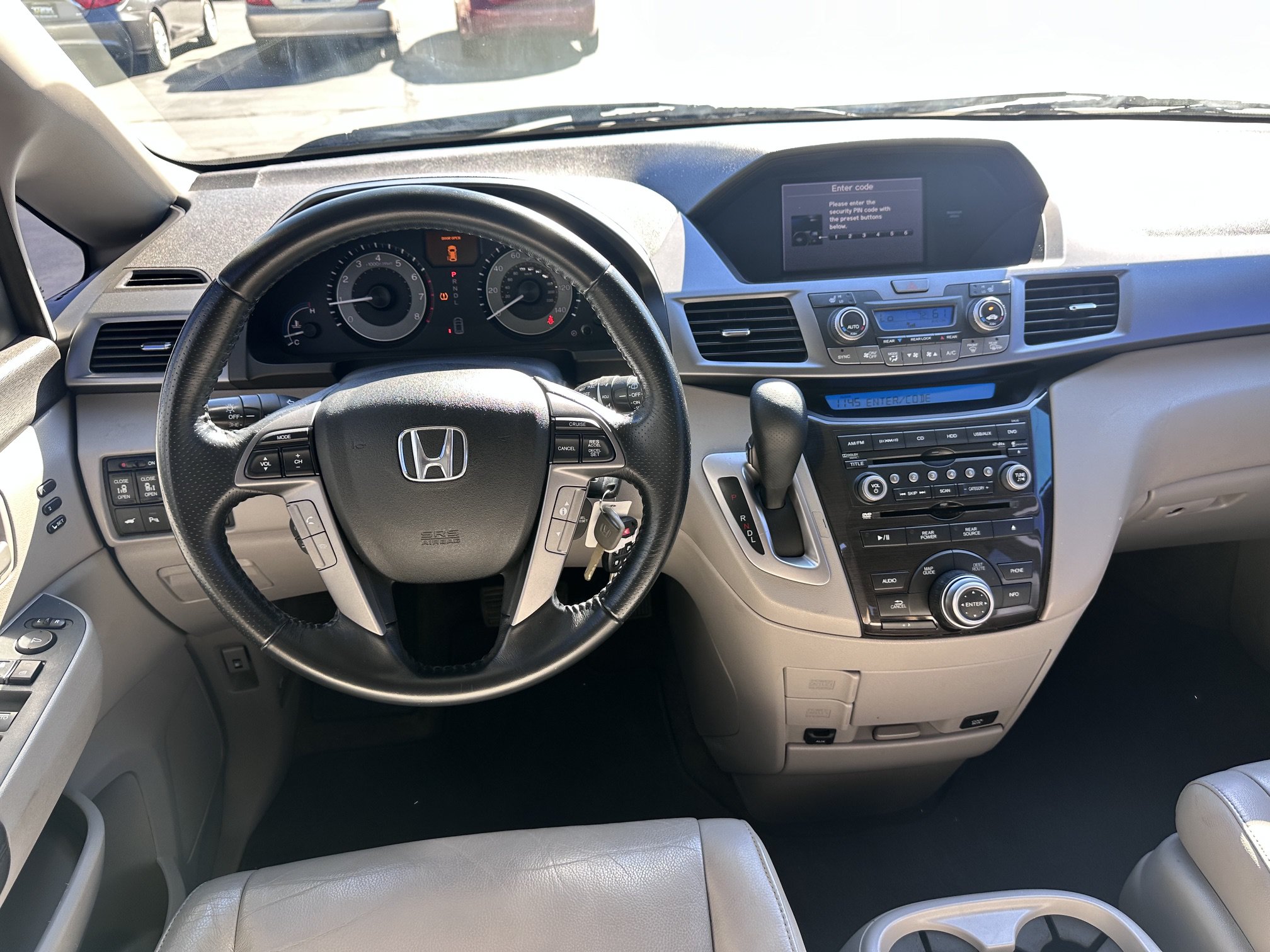 Used 2011 Honda Odyssey Touring image 7