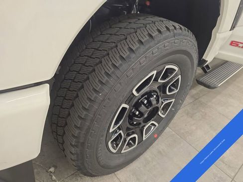 New 2026 Ford F250 Platinum AWD/4WD image 47