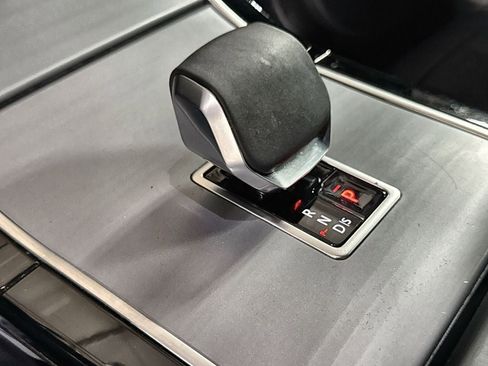 Used 2024 Land Rover Range Rover Evoque S image 23