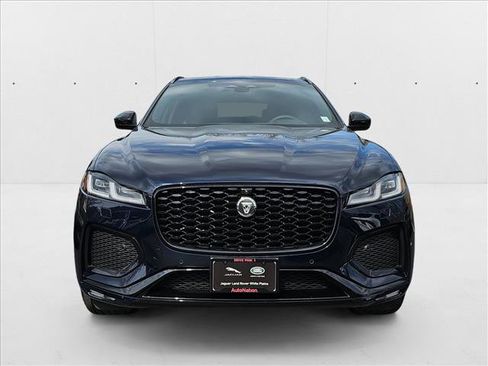 New 2026 Jaguar F-PACE R-Dynamic S image 2
