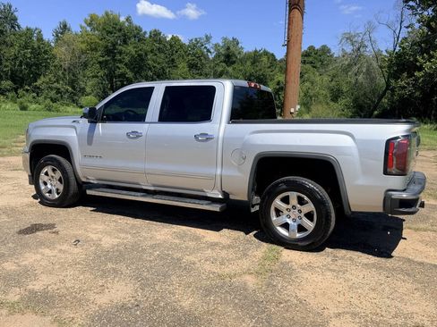 Used 2017 GMC Sierra 1500 SLT w/ Suspension Package, Off-Road AWD/4WD image 3