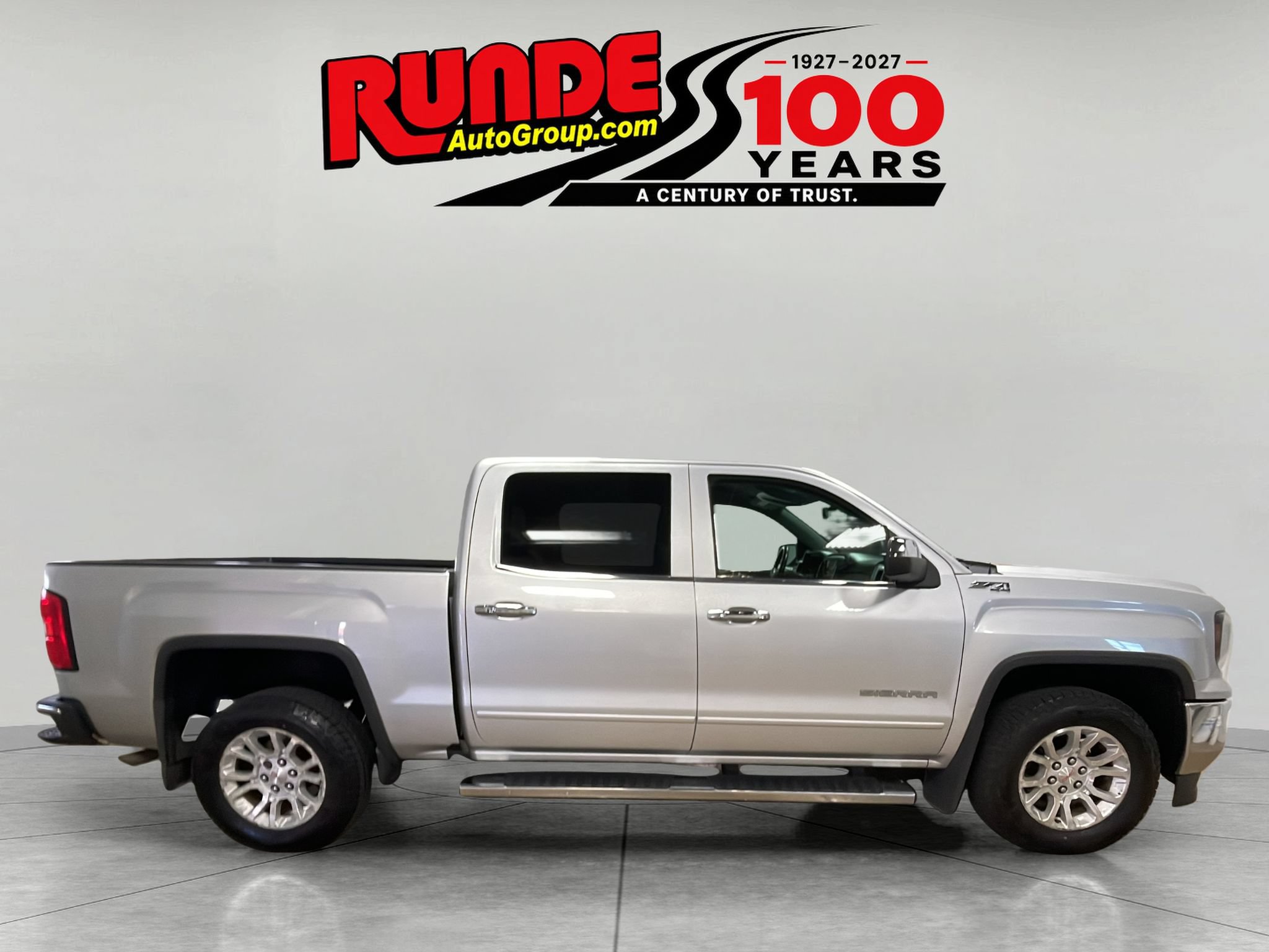 Used 2017 GMC Sierra 1500 SLE w/ SLE Value Package AWD/4WD image 6