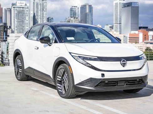 New 2026 Nissan Leaf SV+ w/ Floor Mat Package (SV+) FWD image 3