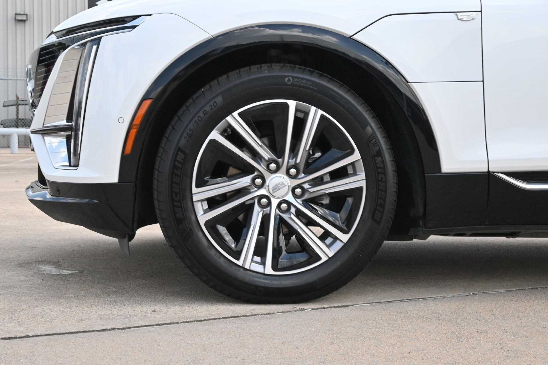 Certified 2024 Cadillac Lyriq Luxury w/ LPO, Floor Liner Package RWD image 27