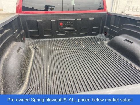 Used 2015 RAM 1500 Express AWD/4WD image 18
