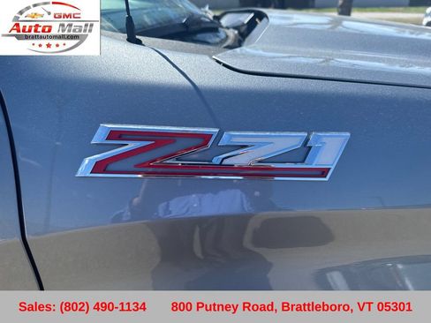 Used 2023 Chevrolet Silverado 1500 LT w/ Z71 Off-Road Package AWD/4WD image 11
