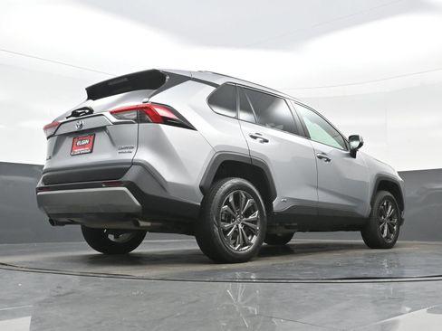 Used 2023 Toyota RAV4 Limited AWD/4WD image 33