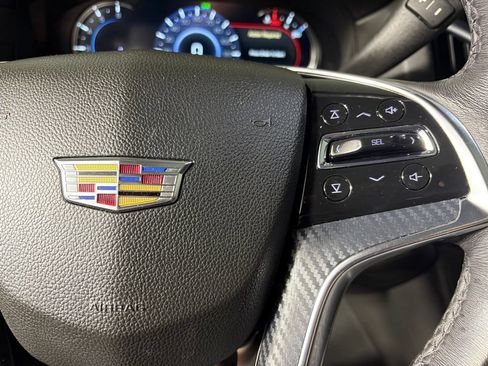 Used 2020 Cadillac Escalade Luxury AWD/4WD image 22