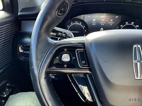 Used 2020 Lincoln Corsair AWD w/ Premium Package image 11