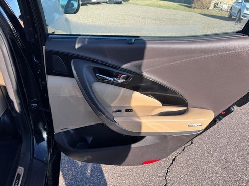 Used 2015 Hyundai Azera Limited FWD image 28