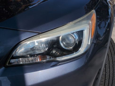 Used 2016 Subaru Outback 2.5i Limited image 6