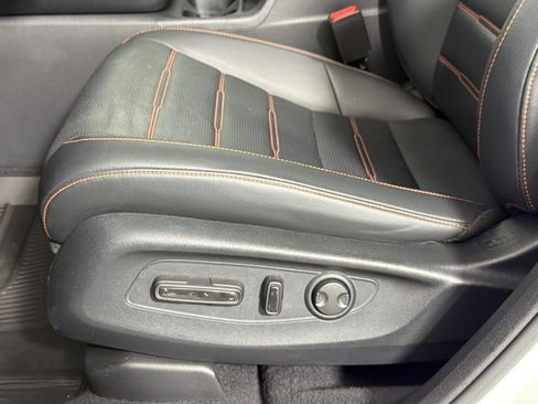 Used 2024 Honda CR-V Sport Touring image 11