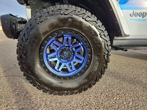 Used 2021 Jeep Wrangler Unlimited Rubicon 4xe w/ Steel Bumper Group image 23