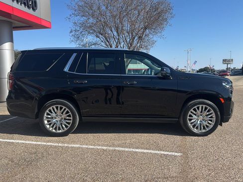 Used 2024 Chevrolet Tahoe High Country w/ Advanced Technology Package image 2