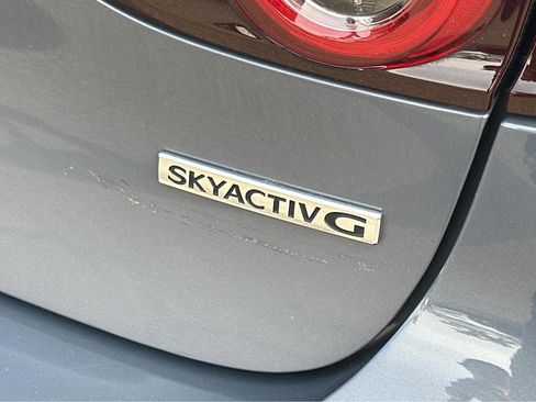 Used 2023 MAZDA MAZDA3 s image 41