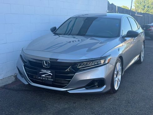 Used 2021 Honda Accord Sport image 2