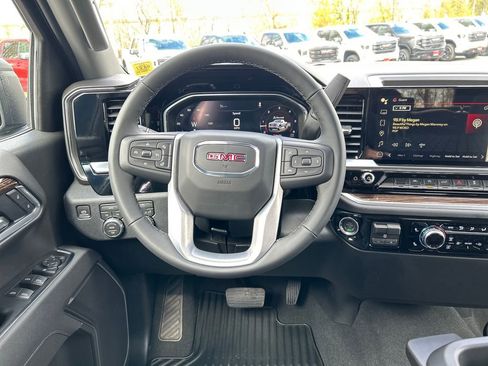New 2026 GMC Sierra 1500 Elevation AWD/4WD image 13