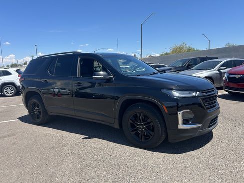 Used 2023 Chevrolet Traverse LT FWD image 7