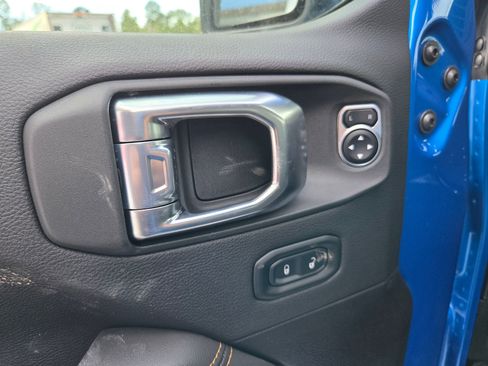 New 2026 Jeep Gladiator Sahara image 20