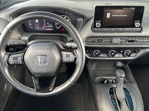 Used 2025 Honda HR-V Sport image 14