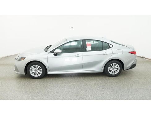 New 2026 Toyota Camry LE image 3