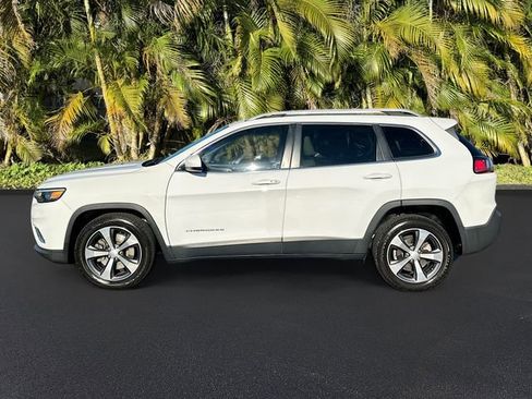 Used 2019 Jeep Cherokee Limited image 8