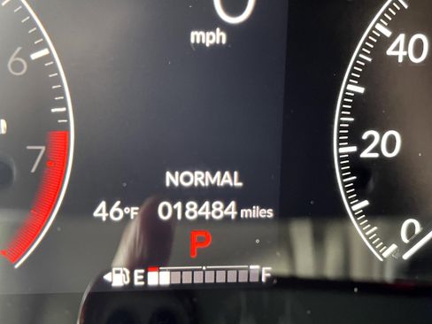 Used 2023 Honda HR-V LX image 15