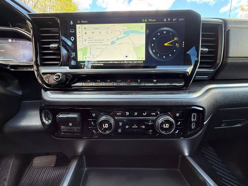 Used 2023 Chevrolet Silverado 1500 LTZ w/ LTZ Premium Package AWD/4WD image 18