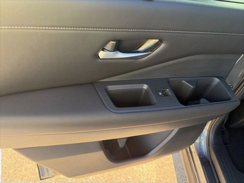 New 2025 Nissan Pathfinder SL w/ Cargo Package image 12