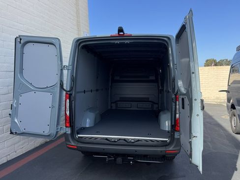 New 2026 Mercedes-Benz Sprinter 2500 image 6
