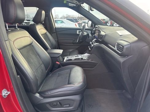 Used 2023 Ford Explorer ST-Line w/ Class IV Trailer Tow Package image 17