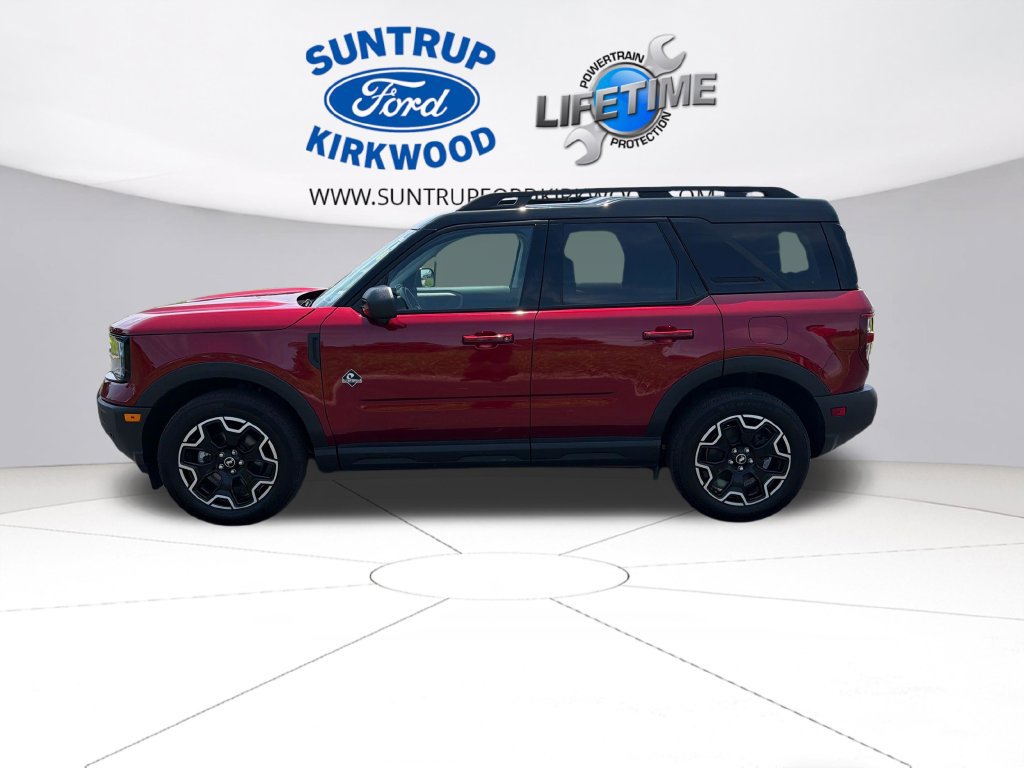 Certified 2025 Ford Bronco Sport Outer Banks w/ Outer Banks Tech Package+ AWD/4WD image 2