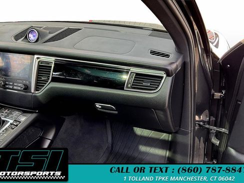 Used 2017 Porsche Macan GTS image 17