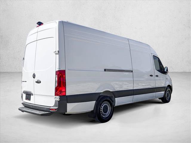 Used 2024 Mercedes-Benz eSprinter 170 Cargo image 5