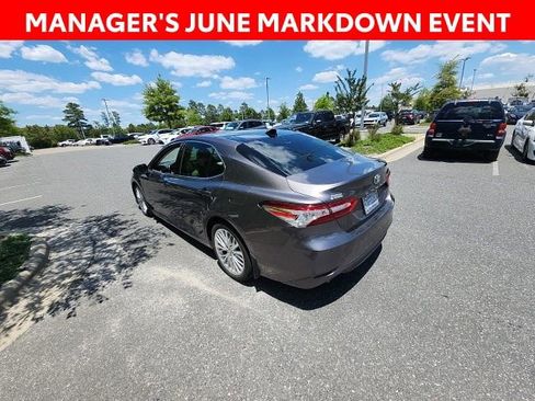 Used 2018 Toyota Camry XLE w/ Driver Assist Package FWD image 12