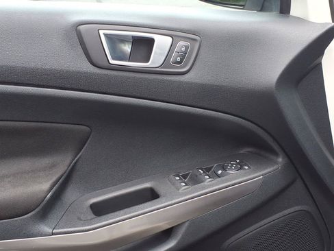 Used 2019 Ford EcoSport SE AWD/4WD image 6