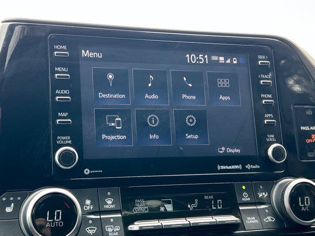 Used 2022 Toyota Highlander XLE AWD/4WD image 56