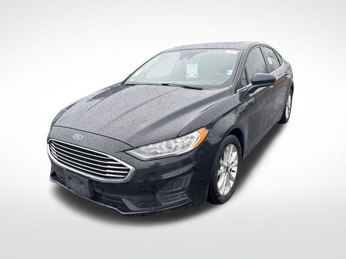 Used 2019 Ford Fusion SE image 5